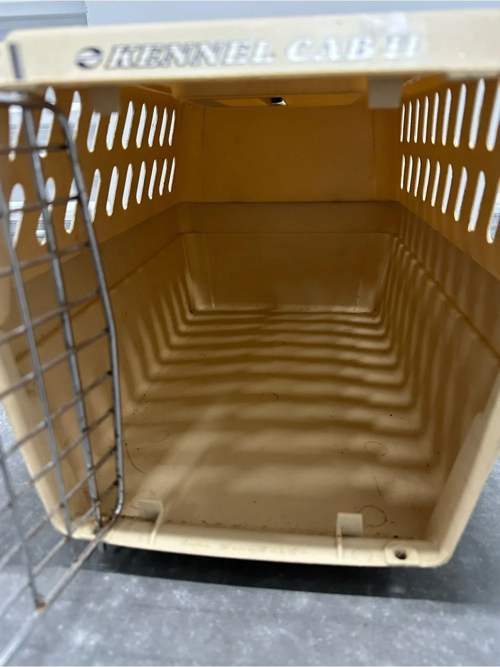 KENNEL CAB II Travel Carrier Hard Sided Dog Cat Transport Animal Crate Small 19”